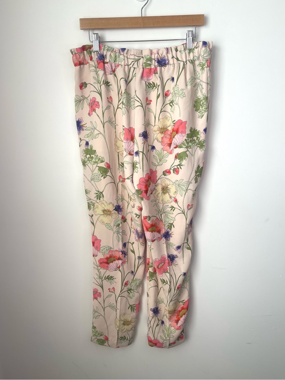 Express Multicolor Floral High Rise Ankle Pants size medium - Picture 9 of 9